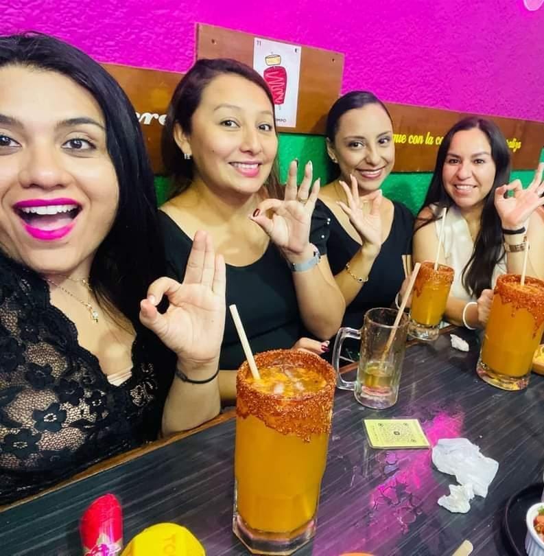 Disfruta de las mejores micheladas para acompañar tus tacos en La Lotería