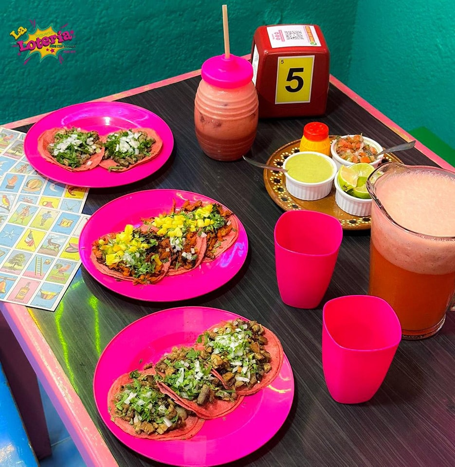 Los mejores sabores de aguas frescas para cada taco en La Lotería