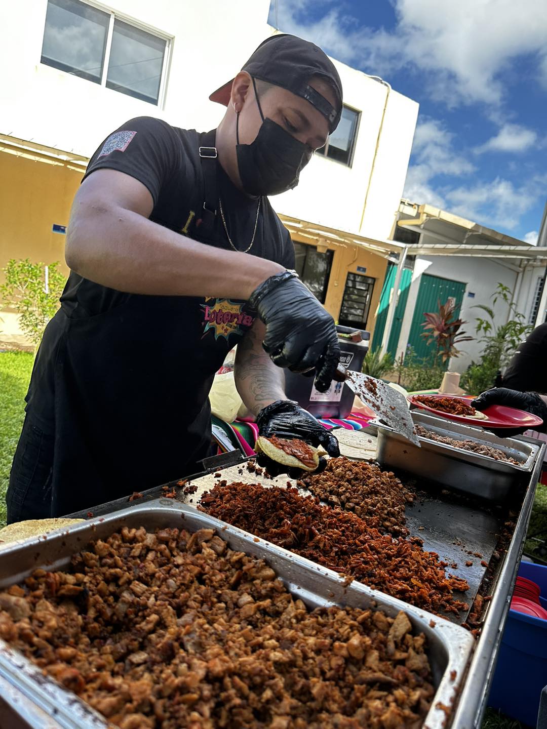 Descubre el secreto de nuestros tacos: ¡Amor en cada bocado!