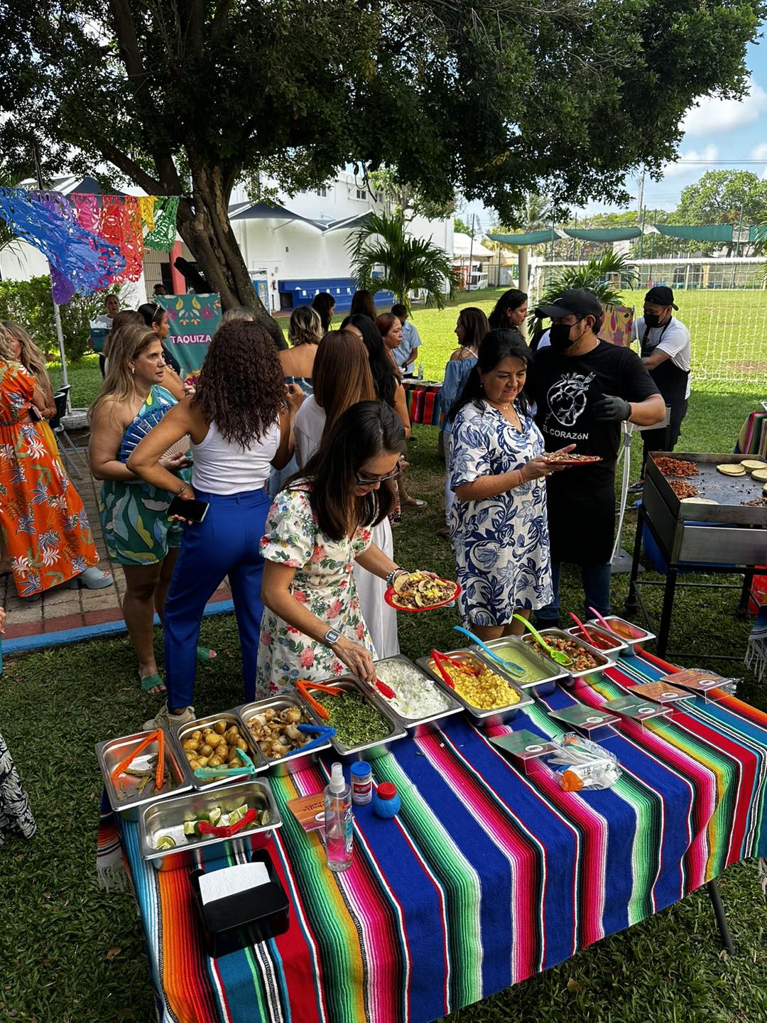 ¡Tacos al grito de La Lotería! Festeja en familia con nuestras taquizas